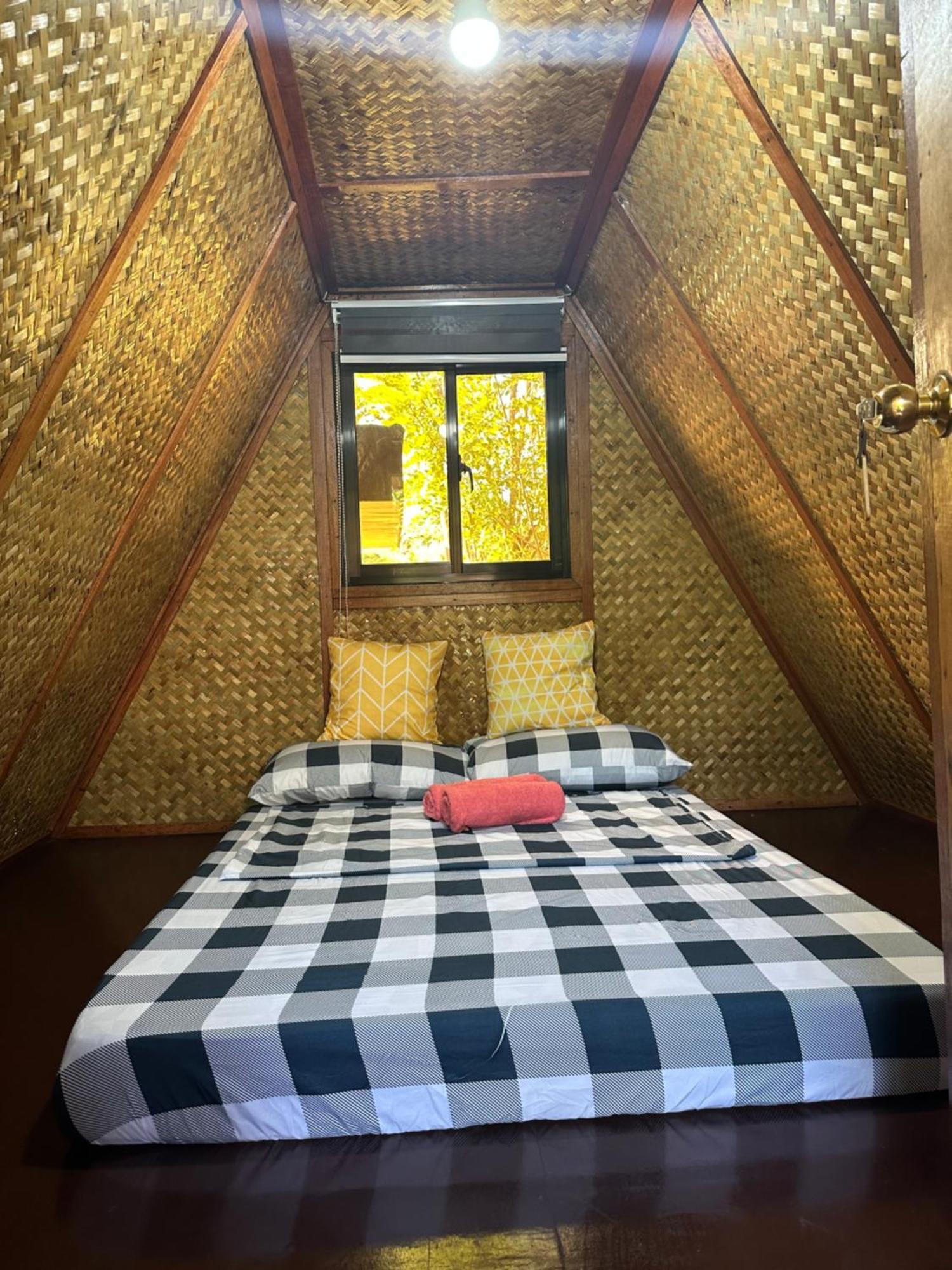 Hiraya Camp Site - Free Use Of Scooter For Nipa Huts Hotel El Nido Luaran gambar