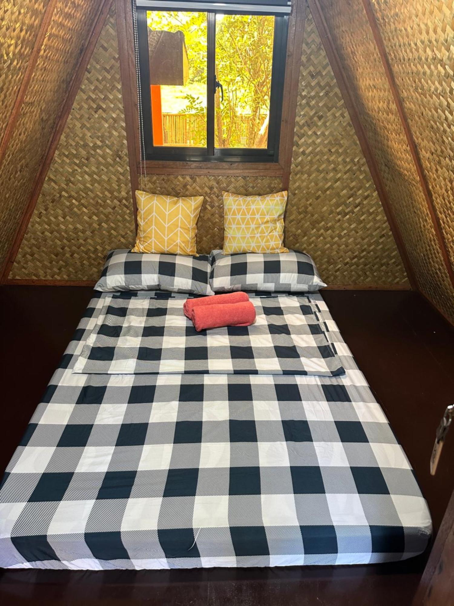 Hiraya Camp Site - Free Use Of Scooter For Nipa Huts Hotel El Nido Luaran gambar